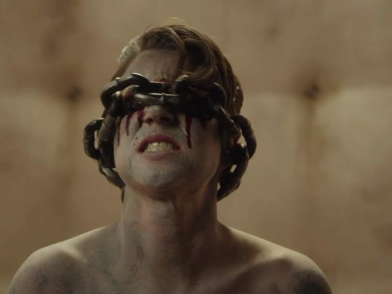 Screen pochodzi z klipu Machine Head „Catharsis”